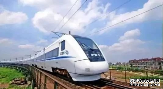 半年虧損千億！國鐵集團(tuán)陷降薪潮，鐵路員工降薪300元起